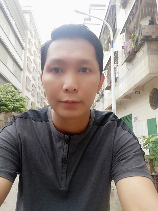 扬子的第一张照片--湛江闪婚服务中心